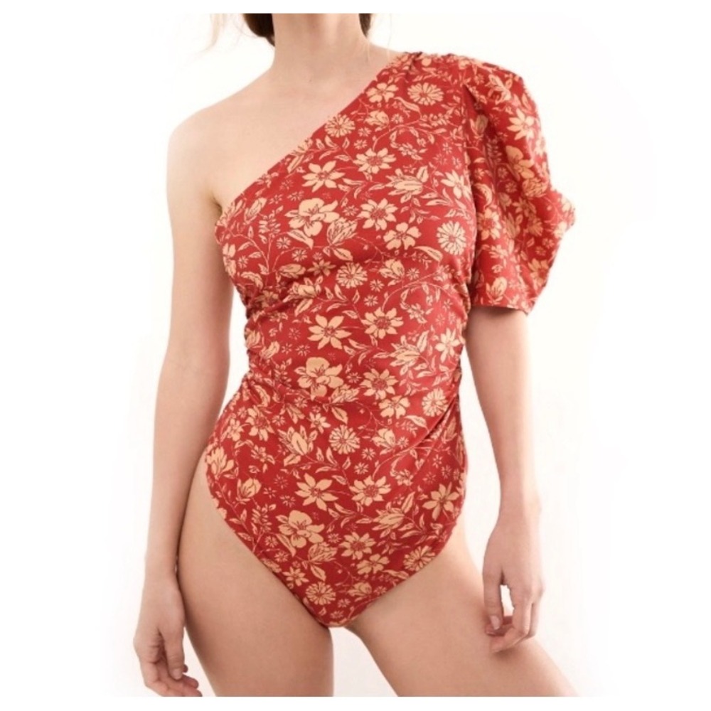 Free People Somethin Bout You Red Floral One Shoulder Puff Sleeve Bodysuit XS